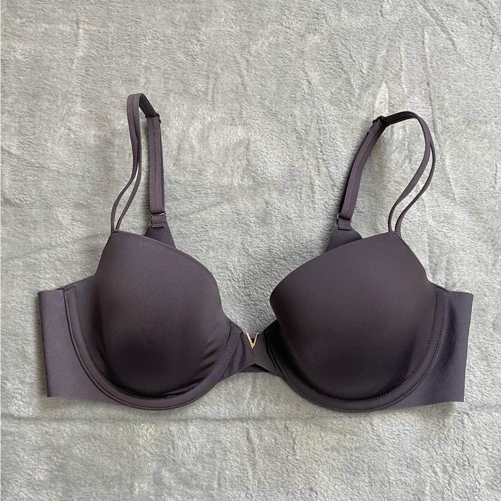 Victoria’s Secret Lined Demi Bra 34C